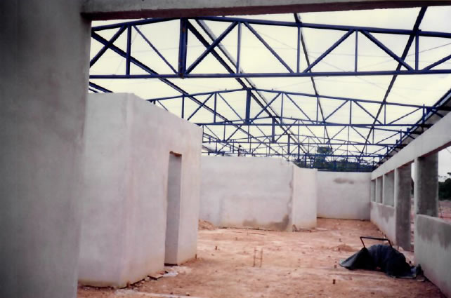 1997 - Vista interna do prédio administrativo
