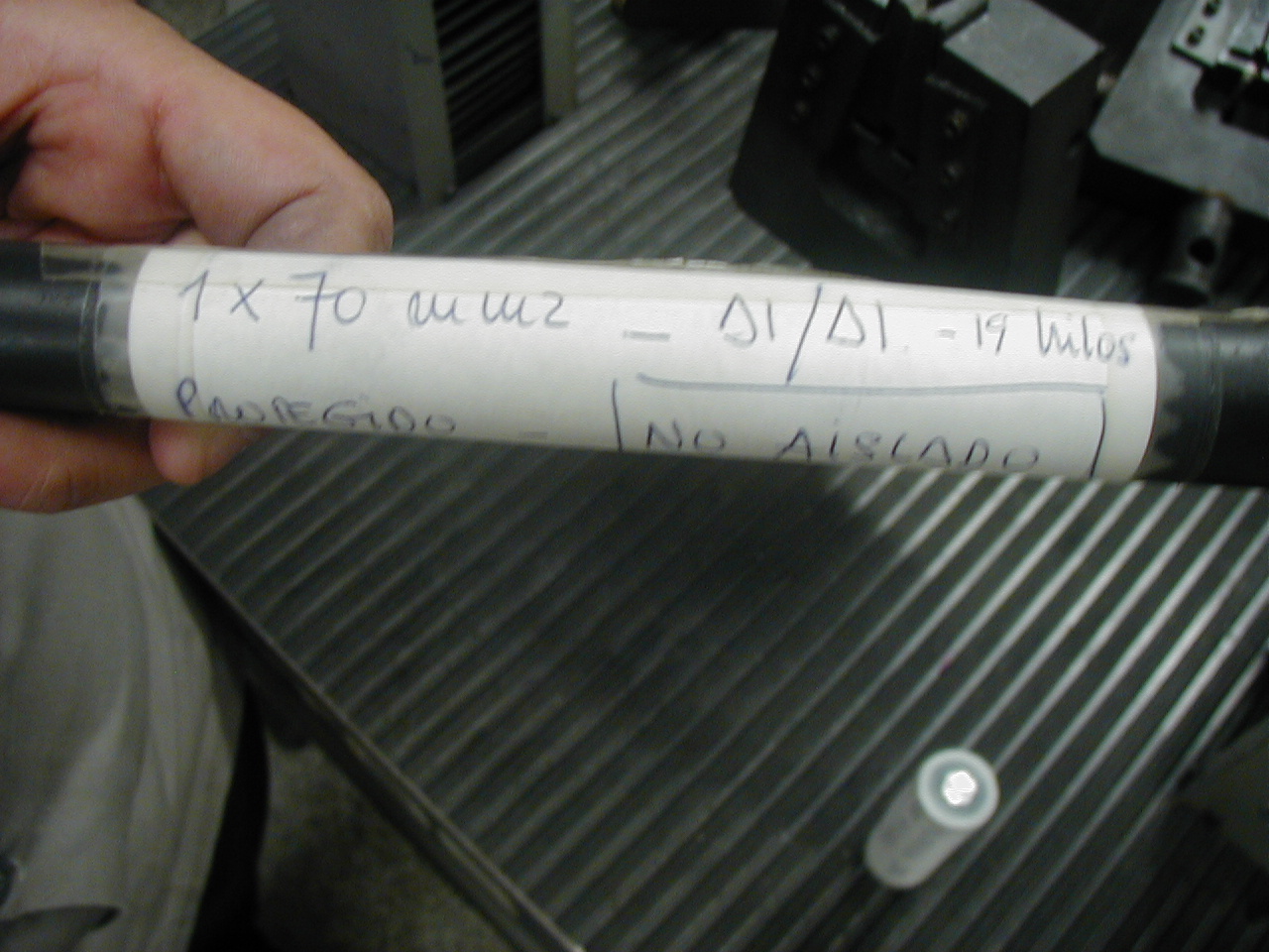 Foto das primeiras produções de Cabos de Alumínio